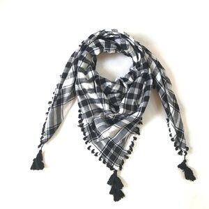 Arab Palestinian Keffiyeh / Shemagh Black & White Plaid Triangle Square Scarf